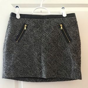 Tweed mini skirt